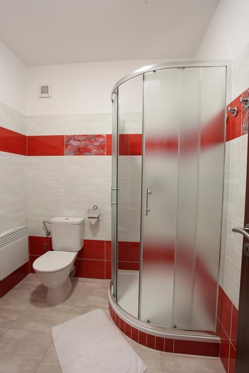 Penzion U Sklepu Hotel Hovorany ภายนอก รูปภาพ