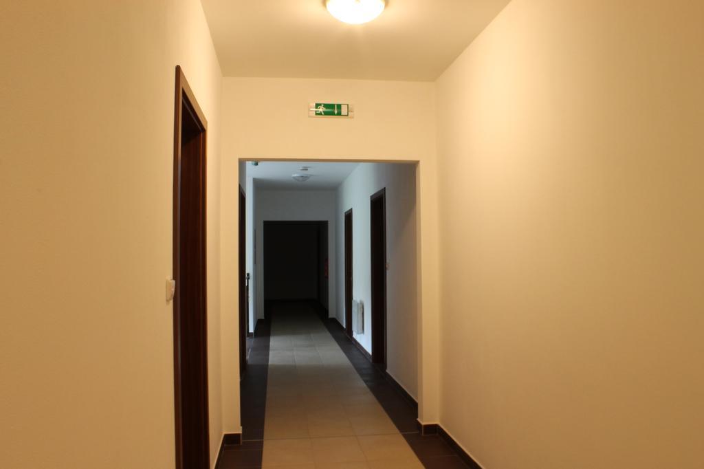 Penzion U Sklepu Hotel Hovorany ภายนอก รูปภาพ